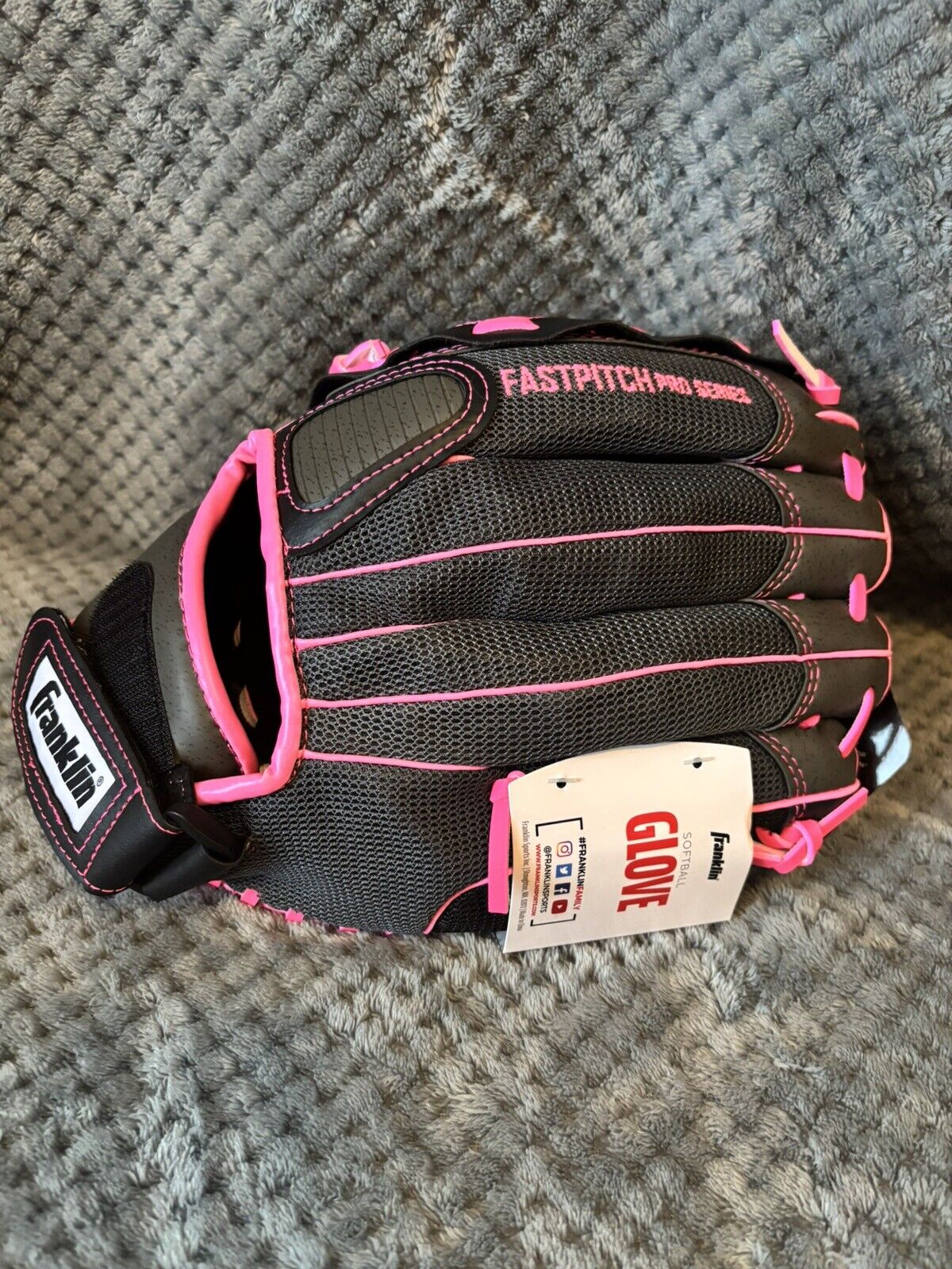 Franklin 22321-12" Fastpitch Pro Series Pink Softball Glove RHT Hand Throw NEW!!